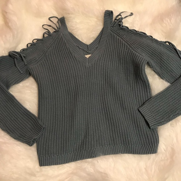 PacSun Sweaters - Pacsun Open shoulder lace crop sweater